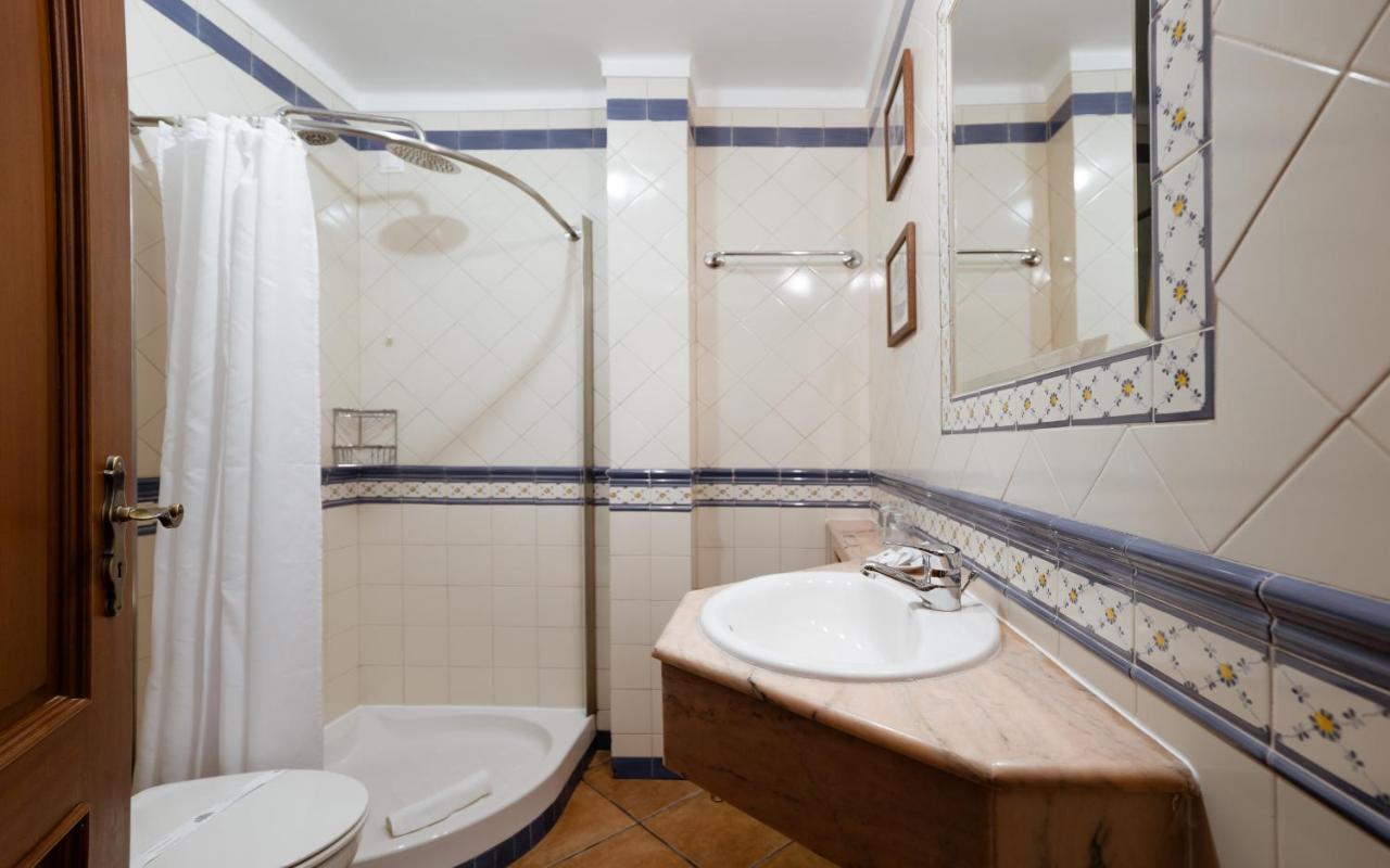 Casa De S. Thiago De Obidos Hotel Luaran gambar