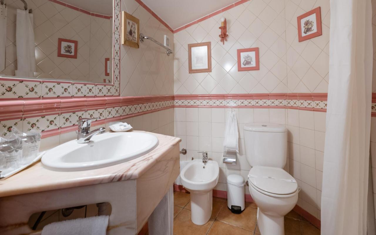 Casa De S. Thiago De Obidos Hotel Luaran gambar