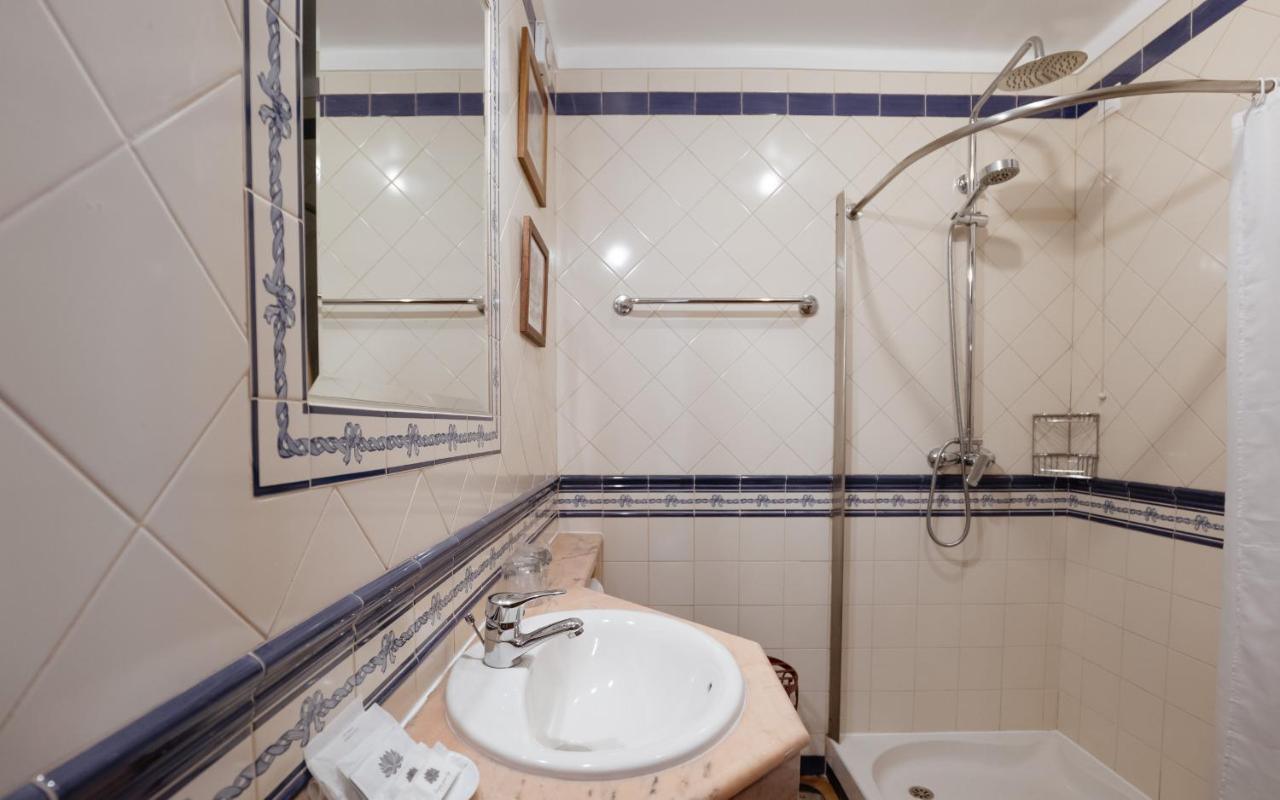 Casa De S. Thiago De Obidos Hotel Luaran gambar