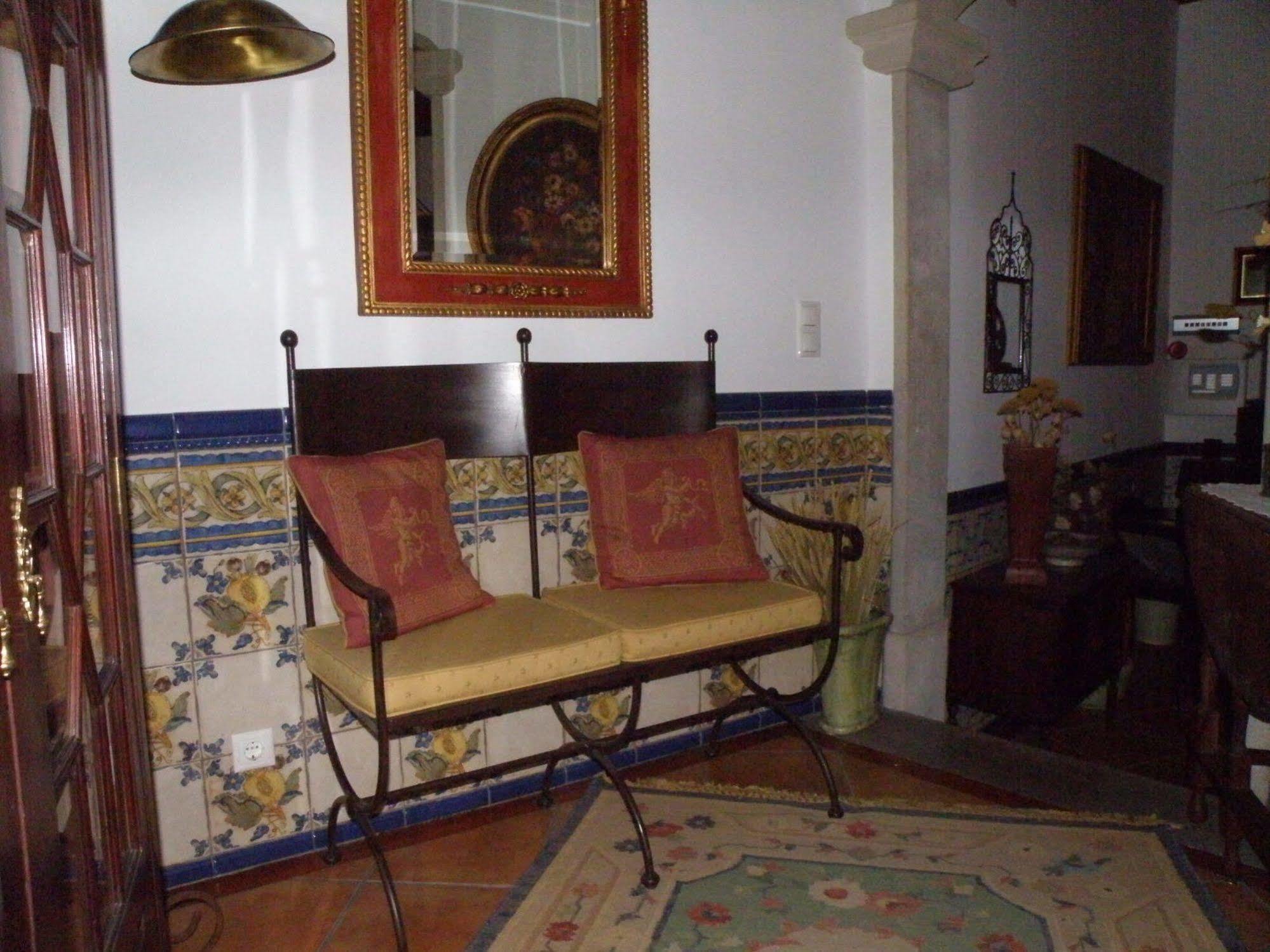 Casa De S. Thiago De Obidos Hotel Luaran gambar
