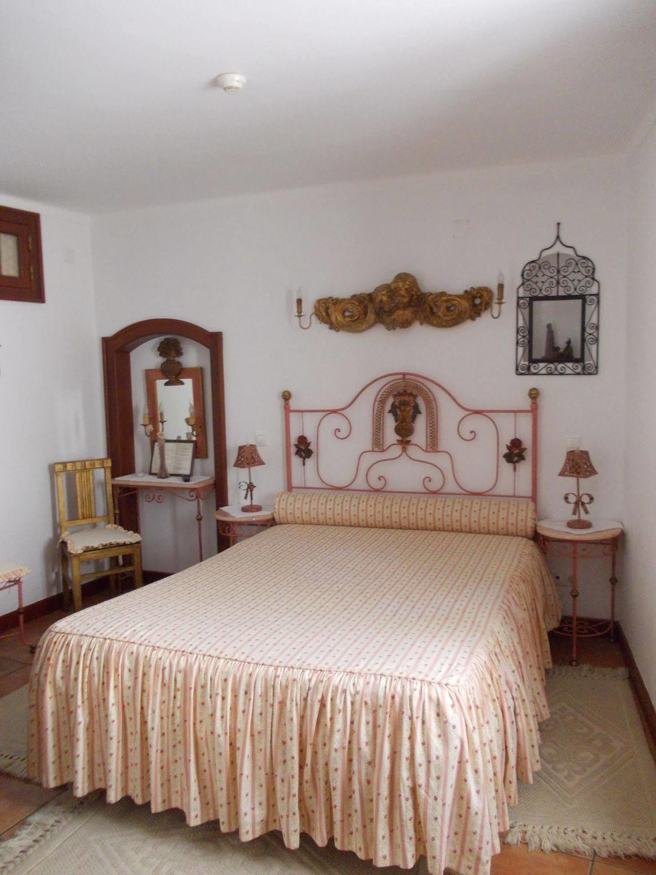 Casa De S. Thiago De Obidos Hotel Luaran gambar